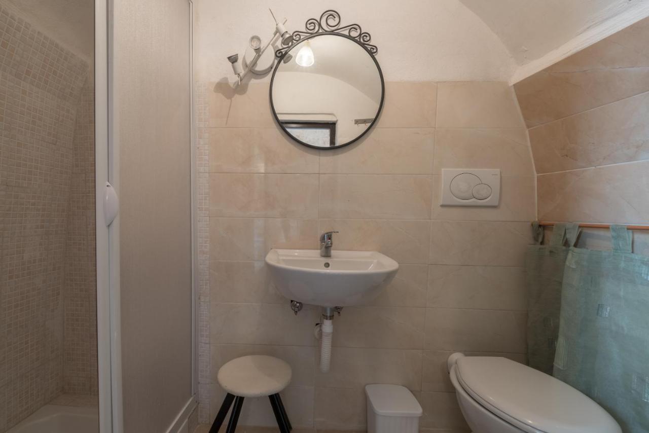 White Stone Flats & Studios Ostuni Exterior foto
